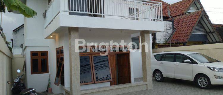 Jual Rumah Cantik Siap Huni 2 Lantai di Seminyak, Bali, Full Furnished, Jarang Ada  1