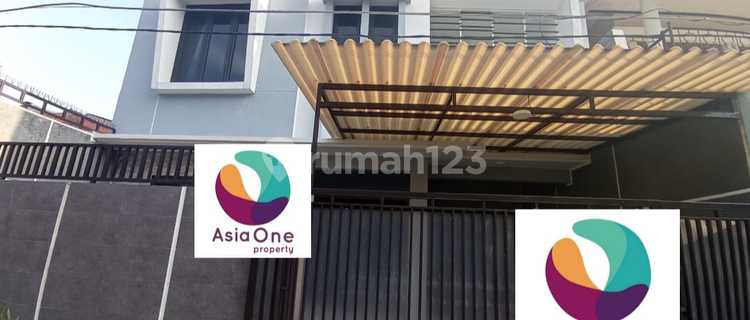 Rumah Rapih Siap Huni 1,5 Lt di Rawamangun Jakarta Timur 1