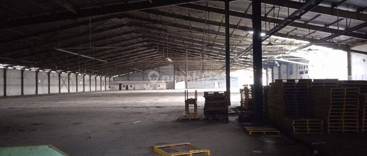 Gudang Bandung Timur, Bandung 1