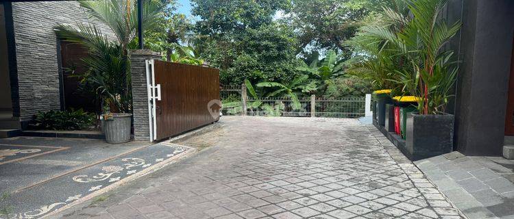 Villa For Rent In Kerobokan Fully Furnished 1