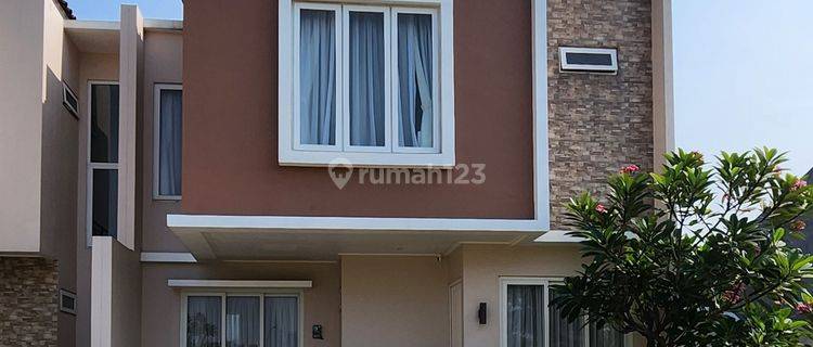 Rumah 2 Lantai Baru Furnished SHM di Villa Tanara, Tangerang 1