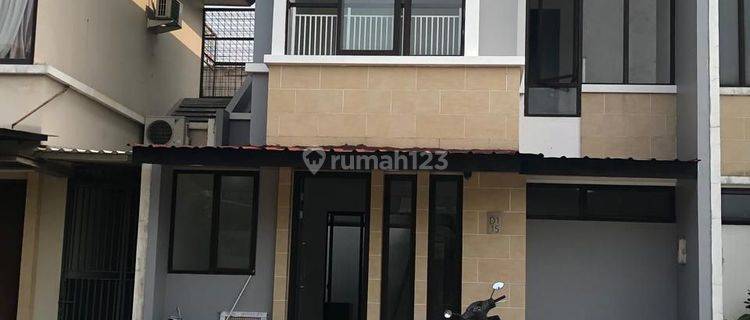 Rumah 2 Lantai Bagus Unfurnished Shm Di Bsd, Tangerang 1