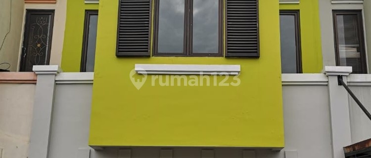 Quick Lease for 3-Story Shop House in Strategic Location Jbd, Cakung, East Jakarta, 028 1