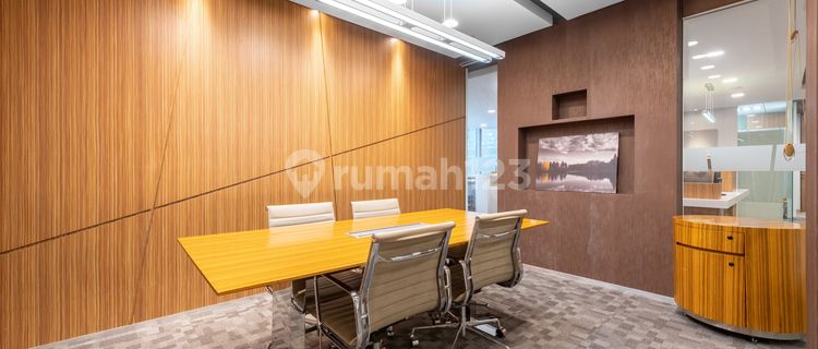 Temukan ruang kantor di Regus Singosari untuk 2 orang dengan layanan siap pakai_2 Workstations Office 1