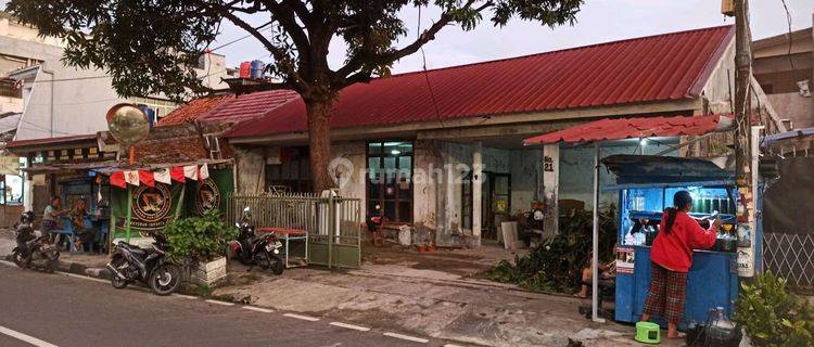 Gudang Pinggir Jalan Raya  1