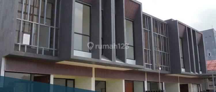 DIJUAL MURAH Rumah Bagus Unfurnished SHM Cisaat, Sukabumi Gedung, Jalan Suryakencana Kp. Nagrak Tengah RT 12 RW 02 Desa Nagrak, Kecamatan Cisaat Kabupaten Sukabumi, Provinsi Jawa Barat 1