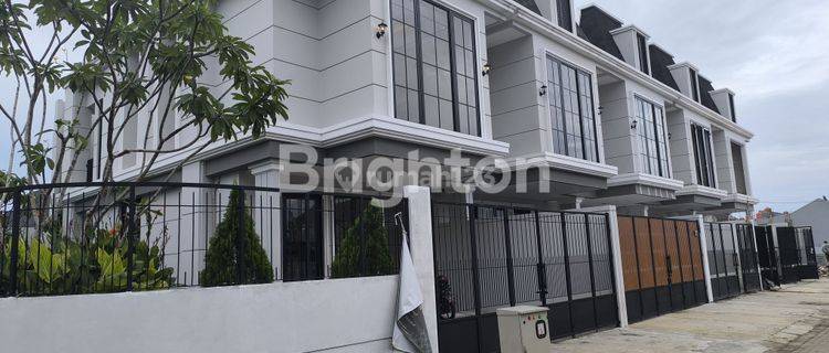 Rumah Baru Hook & Mewah 2 Lantai Cava Varya Dekat Citra 7 Jl Puri Gardena Pegadungan Jakarta Barat  1