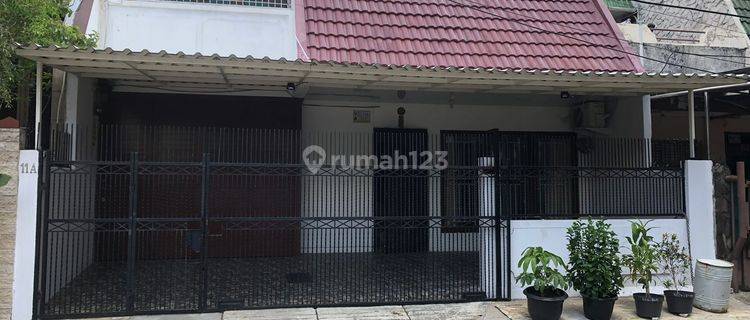 Rumah 2 Lantai Bagus SHM di Tanjung Duren Selatan, Jakarta Barat 1