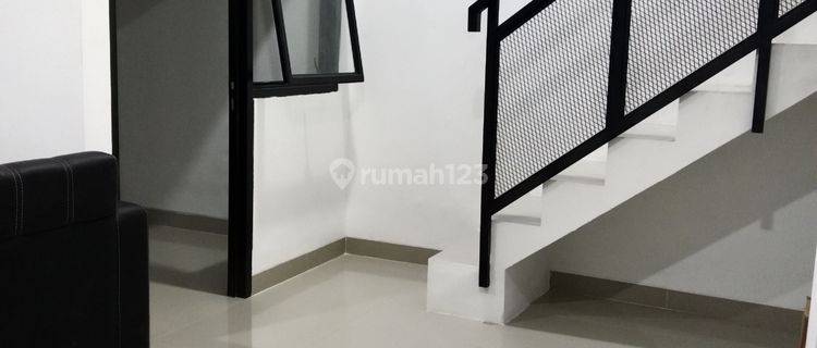 Rumah Baru 2 Lantai Dekat Stasiun Depok Lama 1