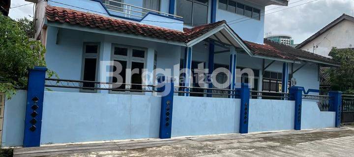 RUMAH BESAR, BISA DI GUNAKAN UNTUK KANTOR 1