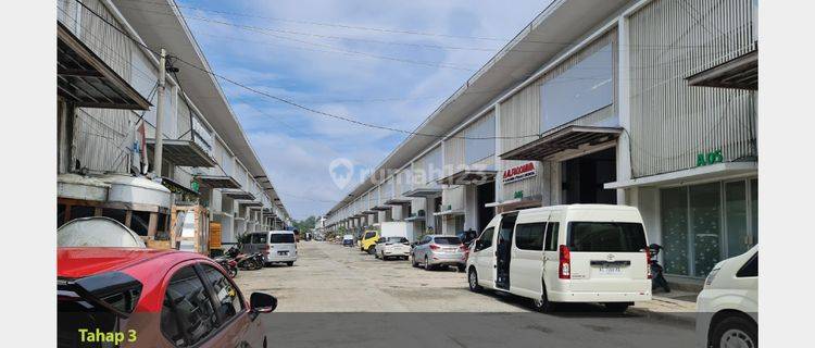 Ruko 2 lantai + gudang di kawasan privat 24 jam cicilan suka suka 1
