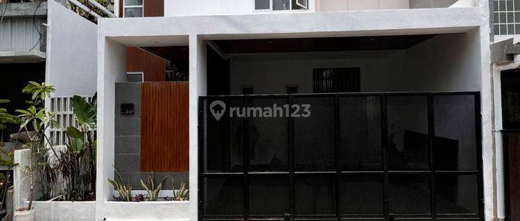 Dijual Rumah Cantik Di Sektor 9 Bintaro  1