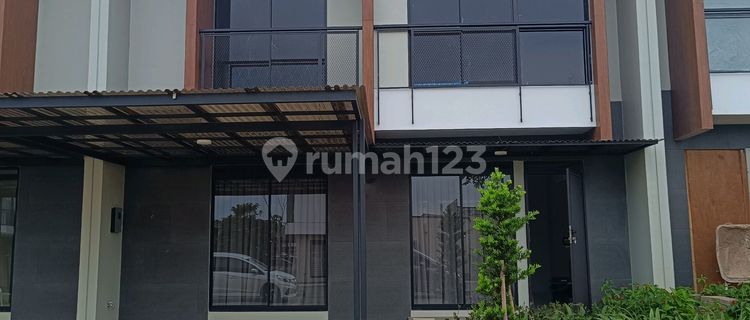 For Rent New 100% House With Large Back Garden In Tatar Simakirana - Kota Baru Parahyangan 1