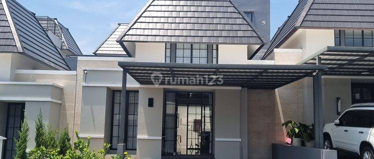 Rumah Cantik Terawat Siap Huni, Lokasi Elit 1