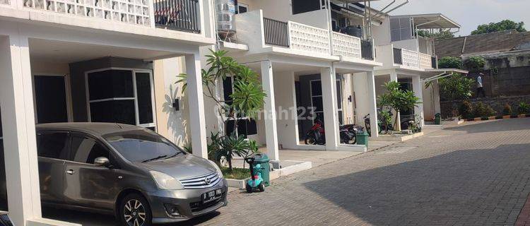 Rumah Disewakan Siap Huni Full Furnish Di Aryana Karawaci 1