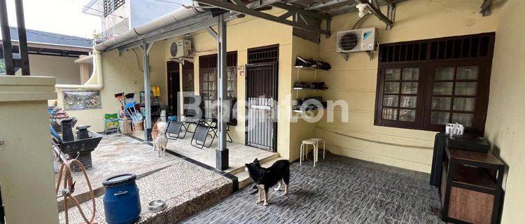 HUNIAN DALAM KOMPLEK SUKMAJAYA 1