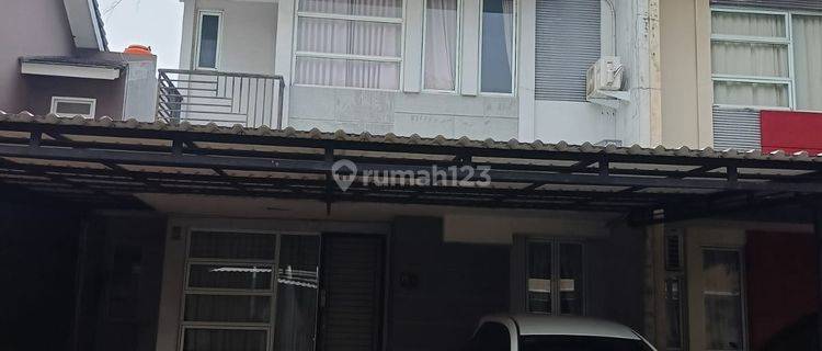 Rumah 2 Lantai SHM di Bsd Castilla, Tangerang Lokasi Dekat Pasmod Dan Tol  1