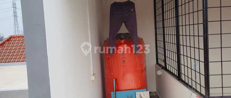 For Rent 3-Storey Shop House Half Di.Metland Puri Petir Cipondoh 1