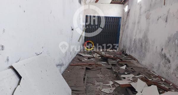 Rumah di Karang Kebon Selatan Semarang 1