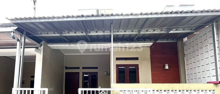 For Sale House in Cimahi, Tegal Kawung Area, Cipageran 1