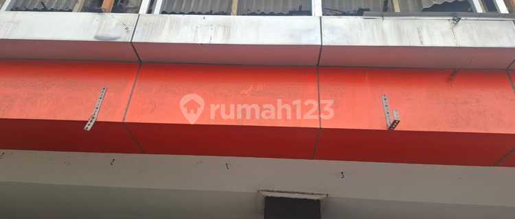 3 Unit Shophouse. Suitable for Office Building. Cafe. Warehouse. 1