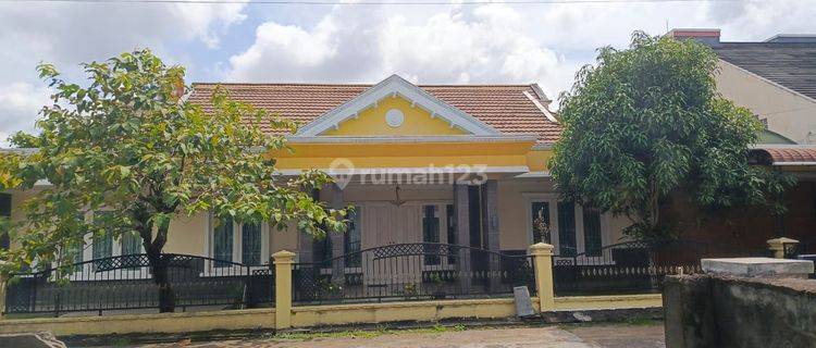Rumah Sewa Luas daerah BLKI Furnish 1