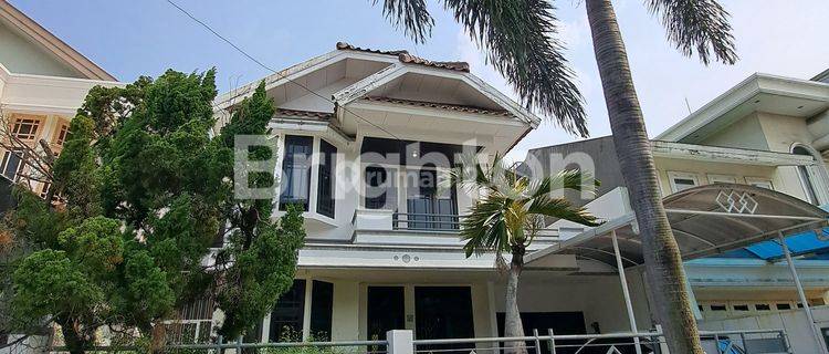 Rumah Istimewa di Sektor 1D Gading Serpong 1