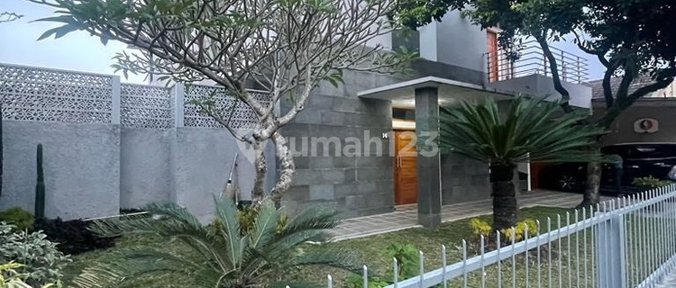 Luxury House in Arcamanik Endah near AMPERA Strategic Location. 1