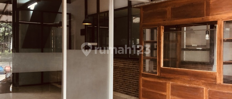For Rent 3-Story Commercial Building Ready-to-Use Business Space Toll Access Near Mall Tambun On Celebration Boulevard Grand Wisata Bekasi 1