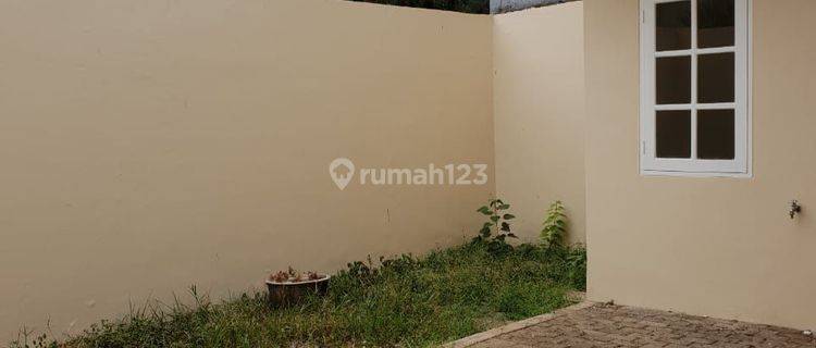 Dijual Rumah Di Legenda Wisata Harga Nego  1