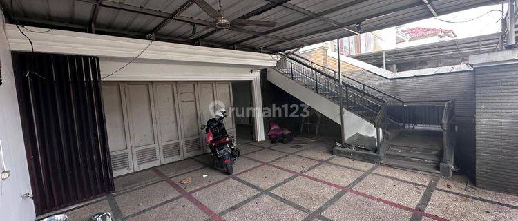Ruang Usaha 3 Lantai Strategis di Mekar Wangi Bandung 1