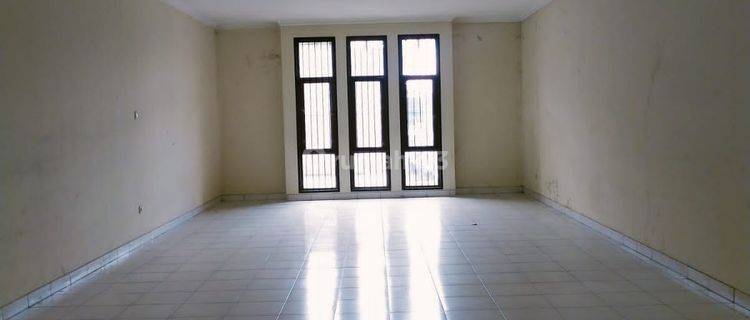 Ruko 3 Lantai Strategis di Mainroad Dulatip Bandung 1
