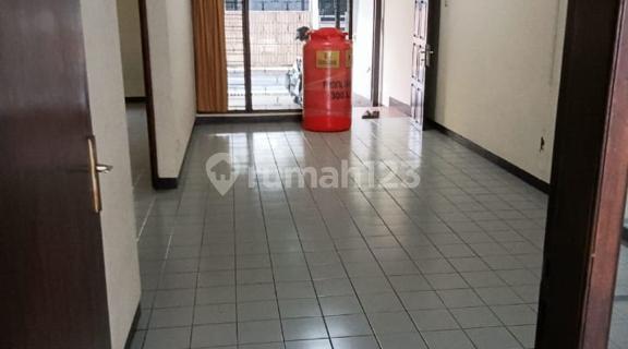 Comfortable House Ready for Occupancy in Holis Housing 1