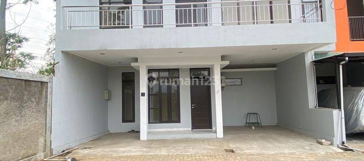 Rumah Cantik Siap Huni di  Perum Griya Pesona 1