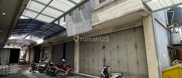 Ruko Strategis Cocok Macam Usaha di Jalan Dulatip Bandung 1