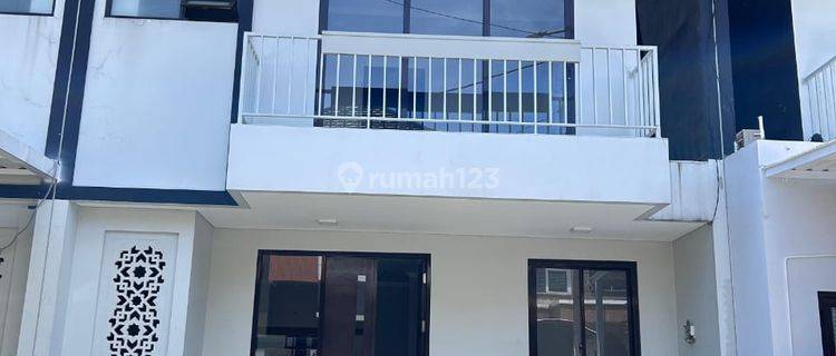 Rumah Minimalis Dalam Komplek di Jalan Terusan Jakarta Antapani 1