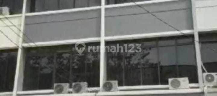 5-Storey Attached Shop House in Ciledug with SHM, Strategic Location Suitable for Mini Hotel 1
