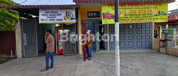 Rumah bisa untuk usaha / tempat tinggal di jalan besar Sidorukun 1