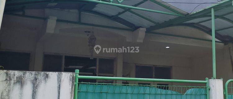 Disewakan Rumah Bagus di Metro Permata 1 1