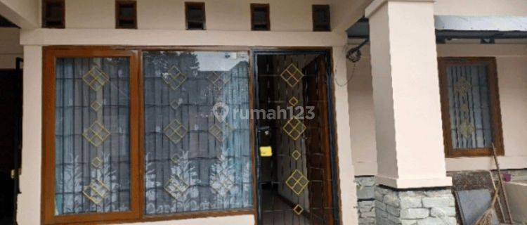 Disewakan Rumah Semi Furnished di Mitra Dagoantapani, Bandung 1