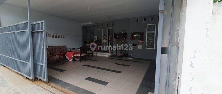 Rumah 2 Kamar Tidur Di Perumahan Tengah Kota Jember 1