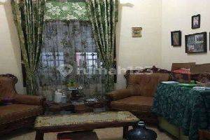 Rumah Asri 3 Kamar Tidur  Di Jalan Riau Jember 1