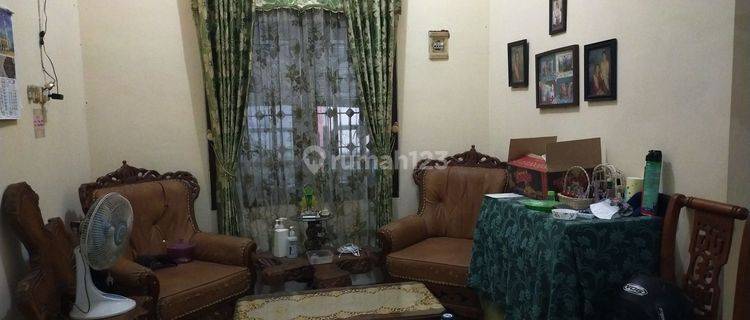 Rumah Asri 3 Kamar Tidur  Di Jalan Riau Jember 1