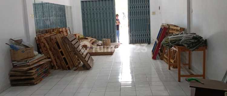 For Rent: Connected Shophouse Ready for Business, Prime Location in Taman Royal 1