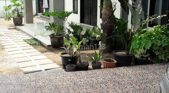 Rumah Bagus Semi Furnished SHM di Cimahi 1