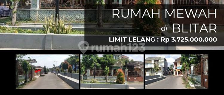 Large and Spacious Luxury House in Blitar East Java 1