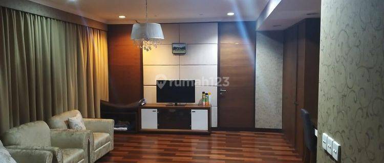 Dijual Cepat BU Ruko Rumah MGK Kemayoran 4Lt 4,5x15 Semi Furnish 1