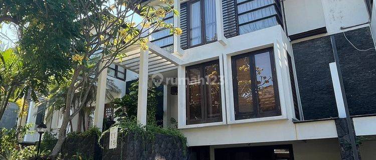 Rumah Graha Family 3 Lantai Murah Banget 1