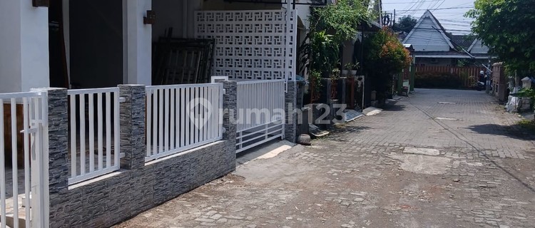 Cluster in South Lempongsari, Damai Street, Eligible for KPR 1