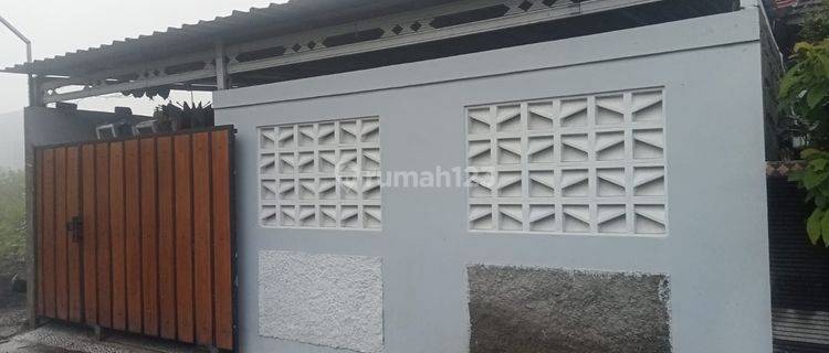 Rumah Elegan 400 Jtan Jalan Jogja-Solo 1 Menit Stasiun Brambanan 1